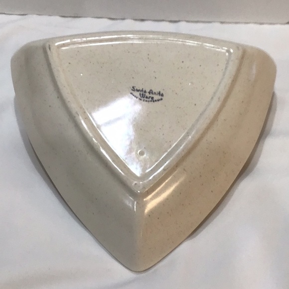 Mid Century Modern divided triangle bowl USA - Picture 6 of 6